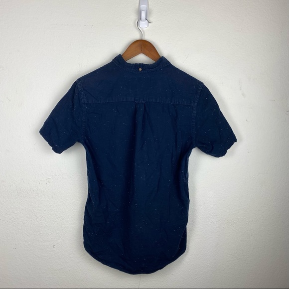 Cotton On | Hard Sewn Blue Medium Button Down - Picture 4 of 7